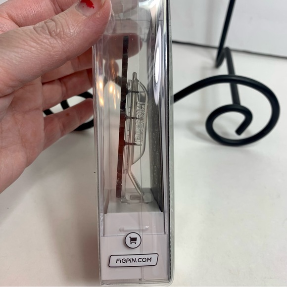 NWT. Disney Steamboat Willie Mickey Mouse FiGPin. Limited release #685. - Picture 5 of 6